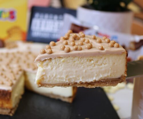 Tarta chocolate blanco y Kinder Bueno