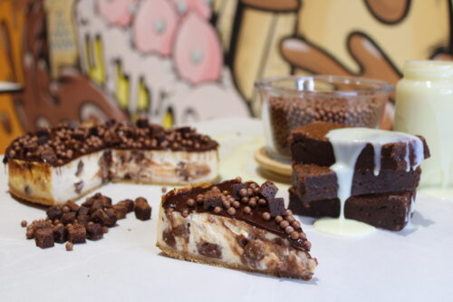 Tarta stracciatella de brownie